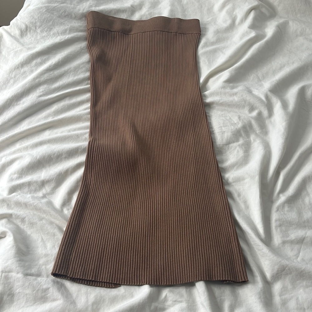 H&M camel knit midi skirt